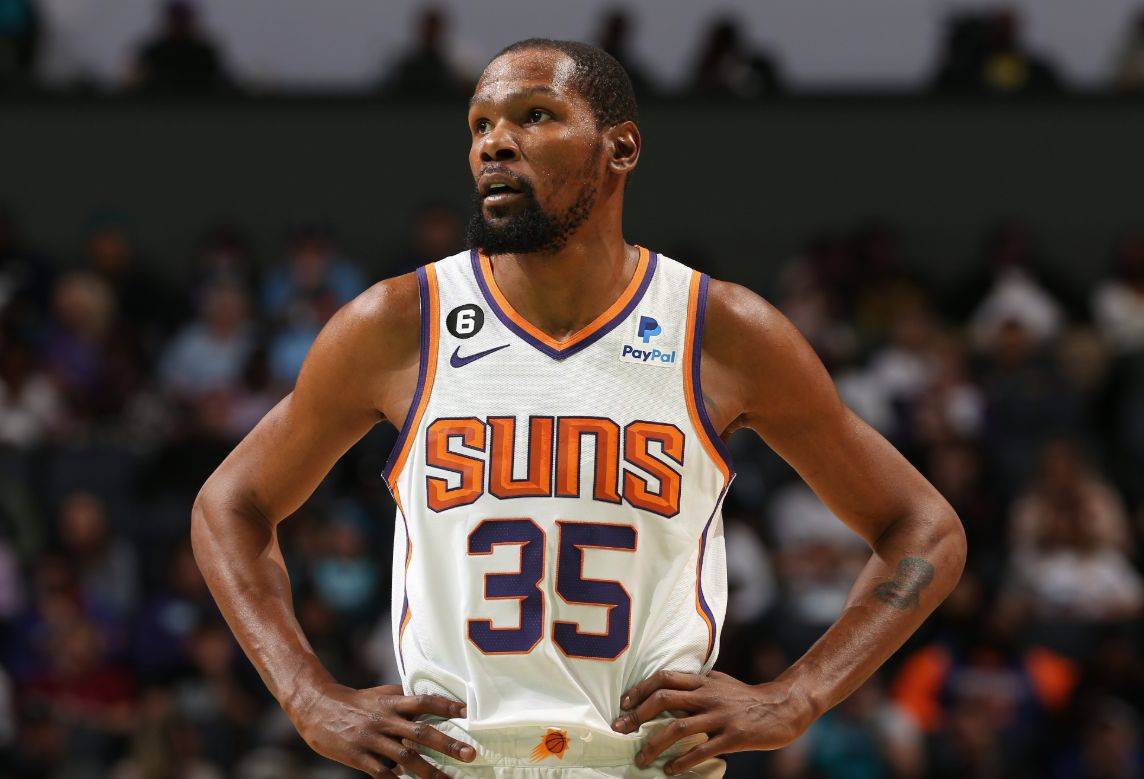 他拒绝出席 他拒绝出席