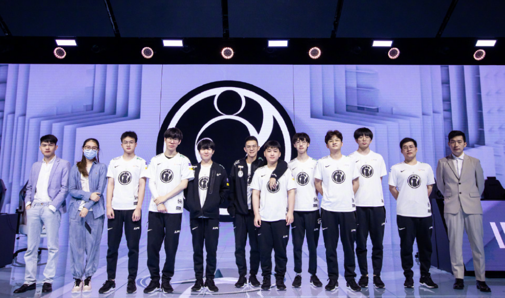 也是年轻球 也是年轻球