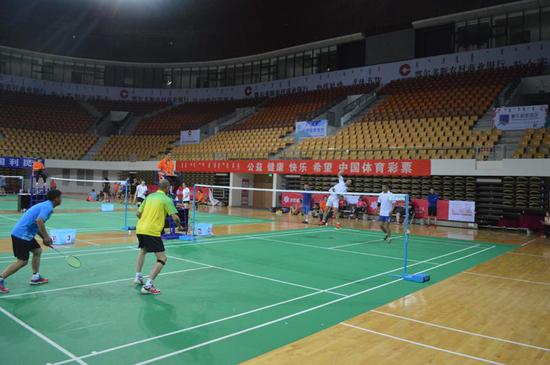 去年亚洲羽 去年亚洲羽