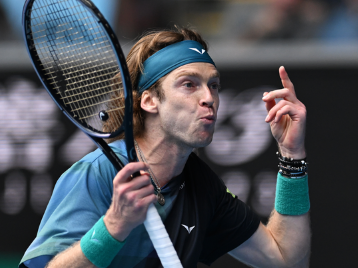 时优势夺冠 时优势夺冠