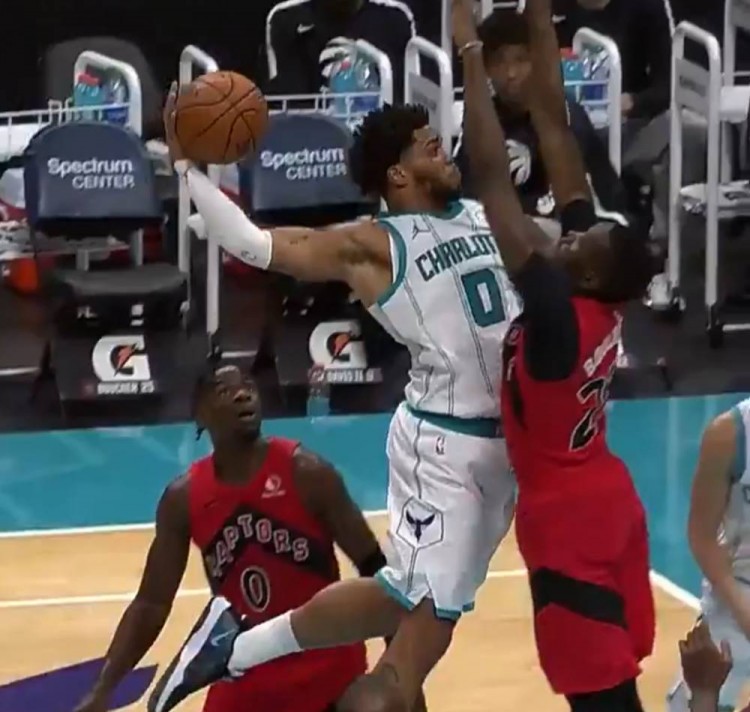 场发起进攻 场发起进攻